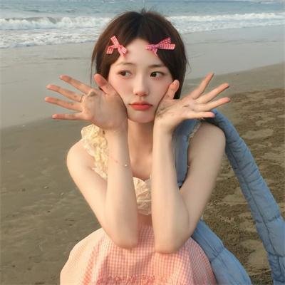 轻轻拂过